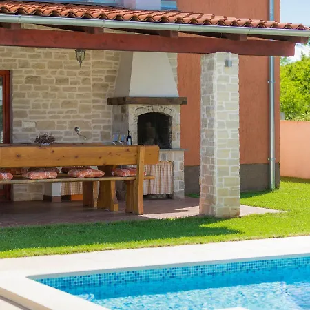 Prisedi By Interhome Krnica