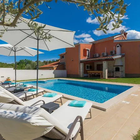 Holiday home Prisedi By Interhome *