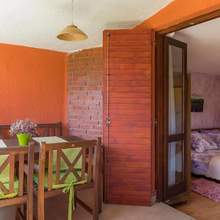 Semesterbostad Prisedi By Interhome *
