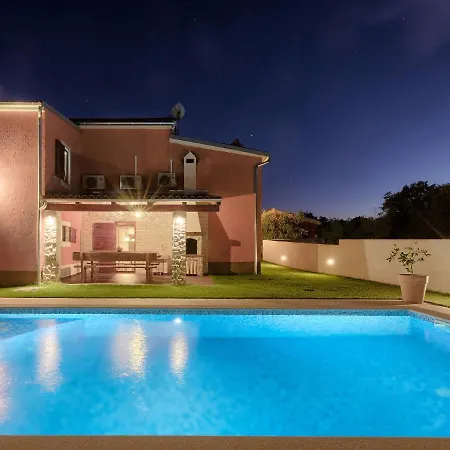Holiday home Prisedi By Interhome *